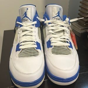 Jordan 4 Retro
Motorsports (2017)